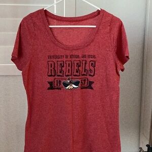 Vintage UNLV Rebels College Red‎ T-Shirt, Size Large, good condition.